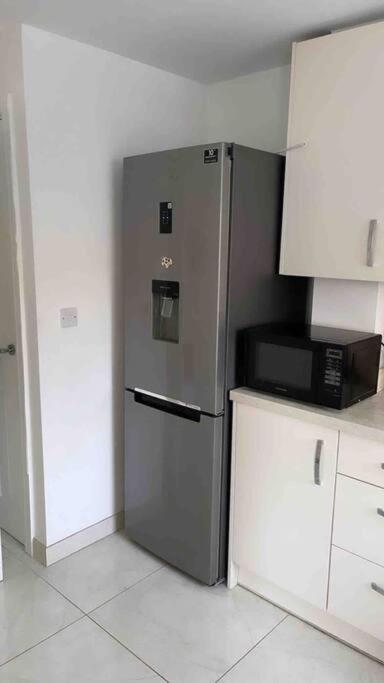 3 Stories, 5 Bedroom House In Prime Location With Balcony And Shared Garden Λίβερπουλ Εξωτερικό φωτογραφία